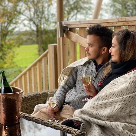 Hencote Vineyard Glamping Village Shrewsbury Exterior photo