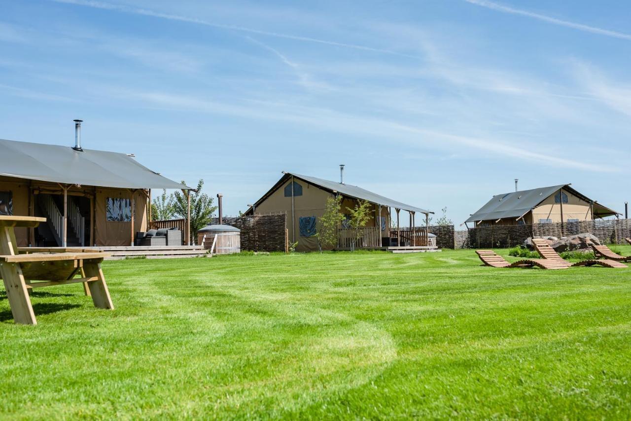 Hencote Vineyard Glamping Village Shrewsbury Exterior photo